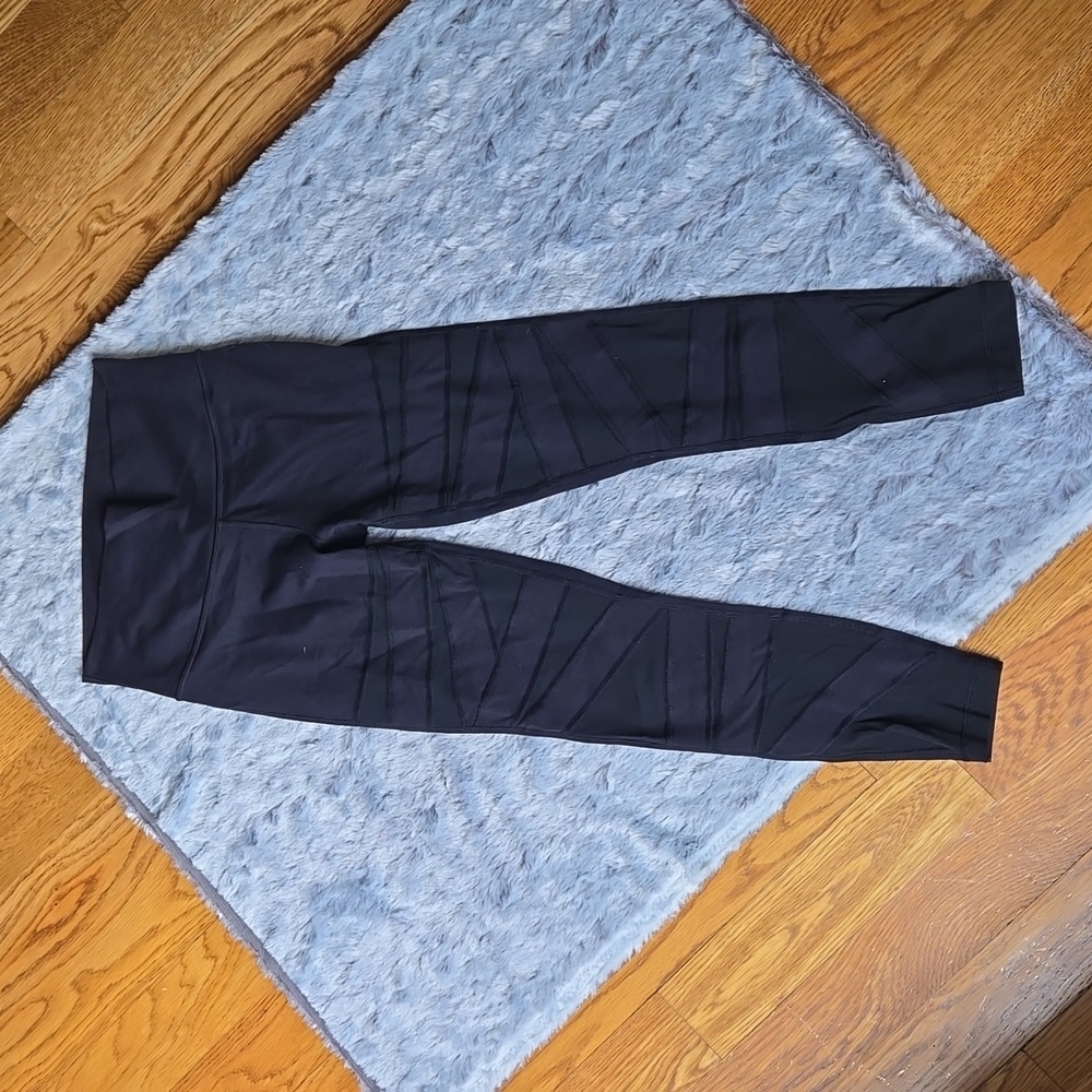 Lululemon Black Athletic Leggings, Women's Size 2 or 4, Great Condition